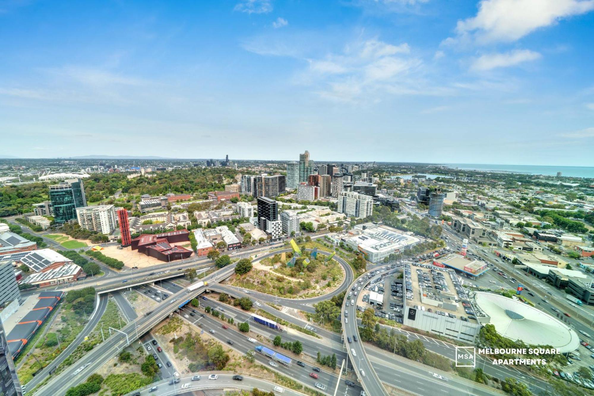 Melbourne Square Apartments — Photos 2